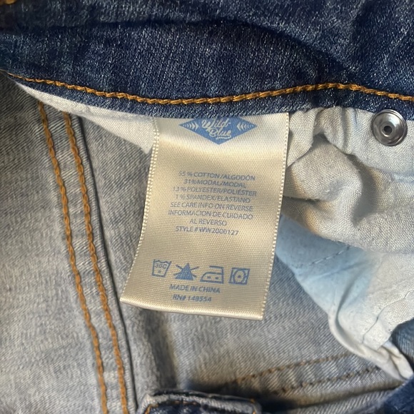 Skinny Jeans - Picture 3 of 4